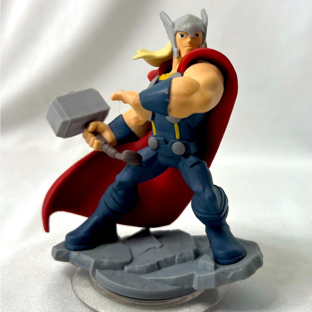 Disney Marvel Thor Infinity 2.0 Figure 3.5” GUC.